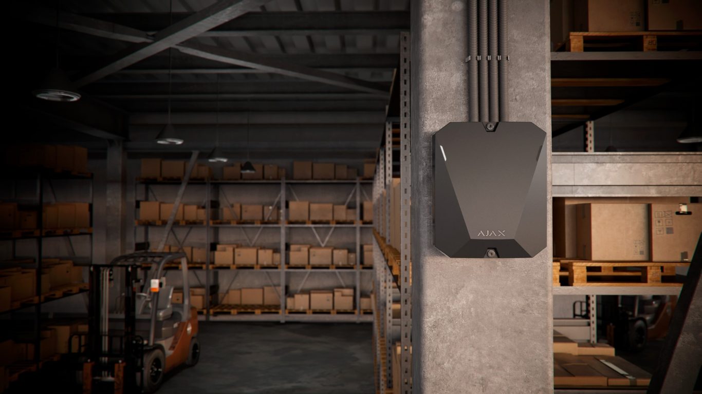 Vorschaubild Lagerhalle Lagerraum mit Regalen, Gabelstapler und Deckeninstallation.